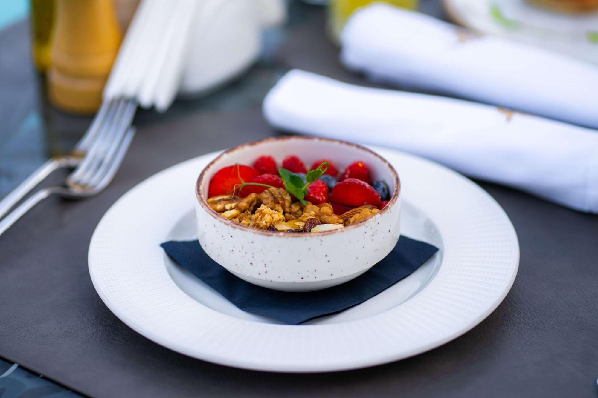 Radisson Collection Morina Hotel, Tirana 4*